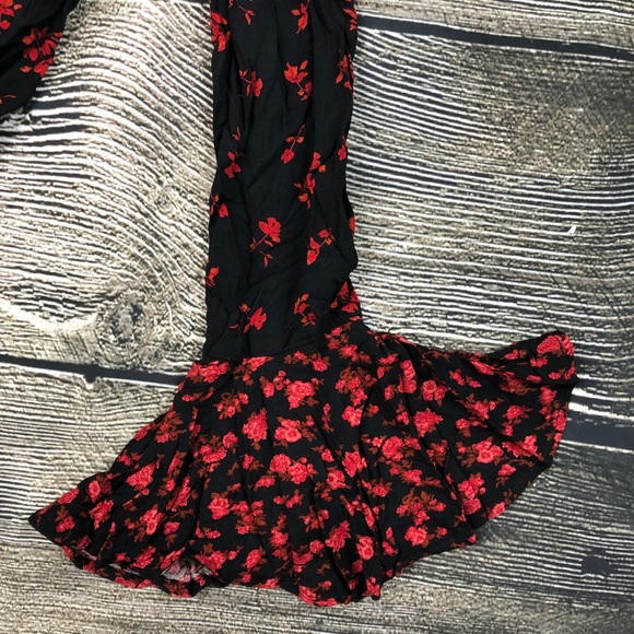 Mossimo Floral Bell Sleeve Peplum Top Boho - Picture 4 of 5